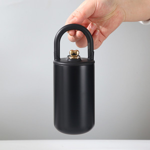 Bouteille d'eau en acier inoxydable 304 de qualité alimentaire avec poignée et paille, pour usage extérieur, bureau et voiture, avec logo personnalisé, vente en gros - Product Image 5