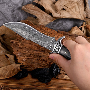 Cuchillo de Caza de Acero de Damasco con Mango de Madera, Hoja de Punta Caída y Borde Recto, Cuchillo de Supervivencia para Exteriores - Product Image 3