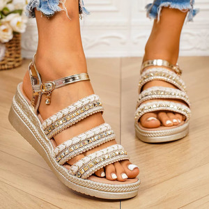 Sandales pour femmes, vente en gros directe d'usine, sandales tendance pour femmes, sandales confortables, haute qualité - Product Image 2