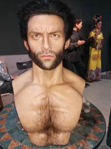 Figura di cera di dimensioni umane per la vendita famoso busto Wolverine celebrità - Product Image 5