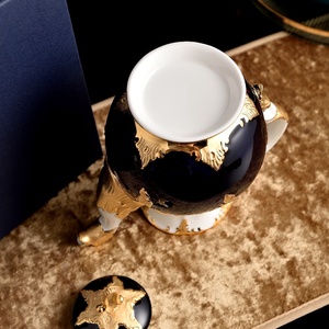 Cafetera de Oro de Alta Gama en Oferta, Vajilla de Lujo para Regalo y Uso Doméstico - Product Image 4