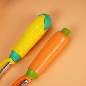 Outil de cuisine en métal d'éplucheur de fruits et légumes <span class=keywords><strong>suisse</strong></span> droit de haute qualité pour éplucher les pommes de terre - Product Image 5