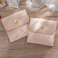 Petite pochette recyclable à cordon en microfibre imprimée avec logo personnalisé boîte à bijoux pochette d'emballage cadeau sac pour boucles d'oreilles