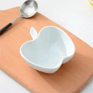 Hot sale elegant apple shaped white porcelain snack plate ceramic dinner plate for wedding hotel and restaurant