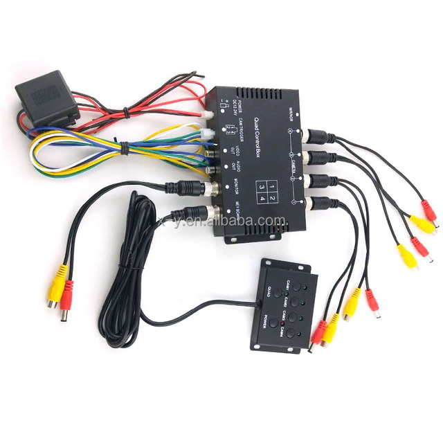 Hot Sale XY-7027 4-Way Vehicle Video Splitter, Quad 4 Screen Simultaneous Display with Aviation Plug, 12~24V Universal Truck Bus