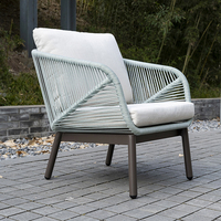 Ensemble de canapés d'extérieur en aluminium J&M Modern, 4 places, fauteuils en corde PE tressée à la main et table basse pour cour