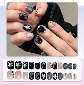 <span class=keywords><strong>Uñas</strong></span> postizas <span class=keywords><strong>negras</strong></span> de diseño de grafiti <span class=keywords><strong>con</strong></span> purpurina y forma de almendra para hombre, pre-diseñadas, sofisticadas y de nicho, a la moda. - Product Image 5