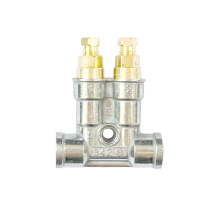 Distributore Volumetrico Quantitativo 345 344 343 <span class=keywords><strong>342</strong></span> 0.16 0.1 0.03CC Separatore Olio per Sistema di Lubrificazione Centro di Lavorazione CNC - Product Image 4