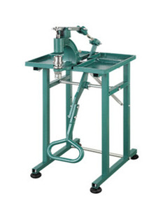 <span class=keywords><strong>Machine</strong></span> de type pédale pratique et facile à utiliser pour fabriquer des boutons en métal pour rembourrage - Product Image 3