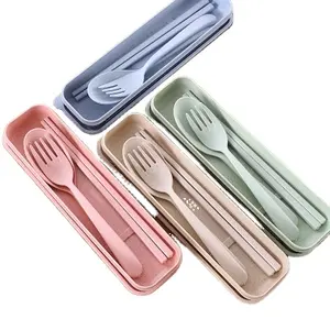 Set di coltelli a forchetta con cucchiaio di paglia di grano ecologico posate in plastica da campeggio da viaggio