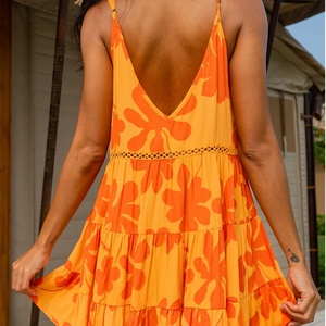 Vestido Corto de Tirantes con Escote en V y Diseño de Flores Hawaianas, de Alta Calidad, Transpirable, de Rayón - Product Image 2