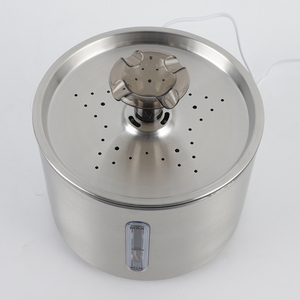 Alimentador de <span class=keywords><strong>bebedero</strong></span> con filtro para gatos de 2,5 L, alimentador de bebidas de acero inoxidable para mascotas con <span class=keywords><strong>grifo</strong></span>, dispensador de agua automático para mascotas - Product Image 2
