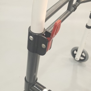 Gấp khung nhôm đi bộ nhẹ/zimmer/Walker với <span class=keywords><strong>2</strong></span> bánh xe-Điều chỉnh chiều cao-Cơ chế gấp đơn giản - Product Image 3