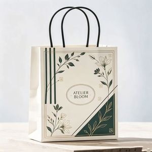 Sacs d'emballage cadeau de luxe en papier brillant avec logo personnalisé pour les événements de boutiques - Product Image 4