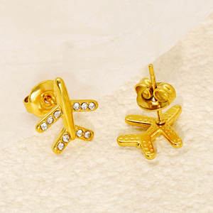 Boucles d'oreilles pour femme en acier inoxydable 316L plaqué or 14k 18k PVD, couleur or personnalisée, motif avion avec diamants, tendance - Product Image 3