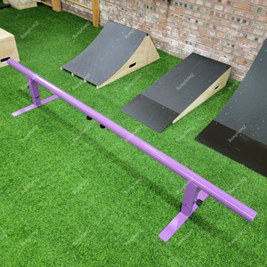 Riel de Skateboard Redondo Morado Directo de Fábrica, Tabla Profesional para Patinadores Adultos, Riel de <span class=keywords><strong>Skate</strong></span> Portátil - Product Image 3