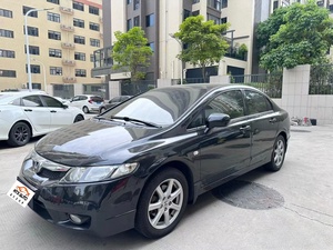 Honda Civic 1.8L <span class=keywords><strong>Automatique</strong></span> 2009, Conduite à Gauche, Essence, <span class=keywords><strong>Voiture</strong></span> d'Occasion, Toit Ouvrant, Cuir Foncé, Jantes R15, Exportation vers l'Afrique - Product Image 5