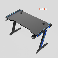 BEISIJIE Bureau de jeu robuste à cadre en Z avec texture en fibre de carbone durable pour des performances de jeu durables, Z-X