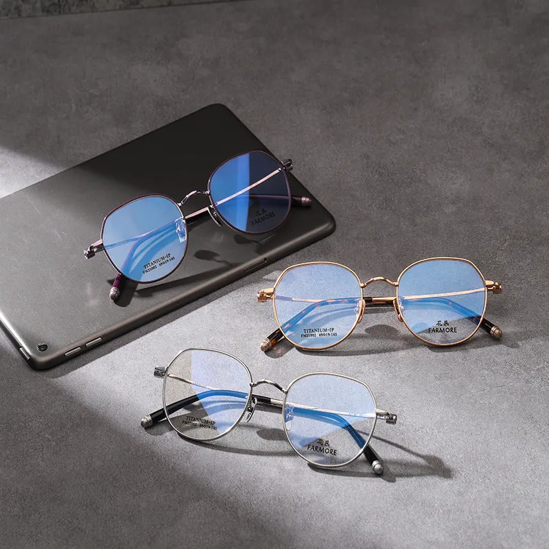 Nuovi arrivi combinazione di occhiali in titanio e acetato montature ottiche da uomo oro cool in metallo montature per occhiali in metallo ottico