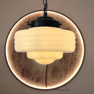 Lampe suspendue en verre artistique ronde E27 220V LED à bordure noire pour cafés, bars, restaurants, hôtels - Product Image 4
