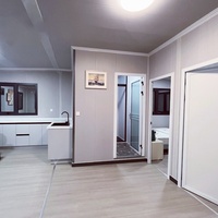 Maisons conteneurs mobiles extensibles de 30 pieds avec roues pour l'extérieur, petites maisons conteneurs pliables pour l'expédition