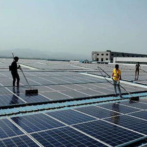 Mesin Robot pembersih Panel surya panjang 7.2 <span class=keywords><strong>M</strong></span>, sikat pembersih berputar dengan lebih sedikit sistem pembersih Panel Premium air - Product Image 4