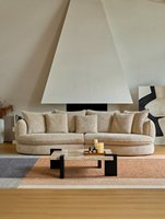 Sofá Curvo de Diseño Italiano Moderno, Minimalista y Vintage, Hecho a Medida para Espacios Amplios y Pequeños