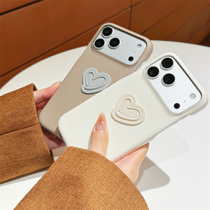 Custodia Protettiva Antiurto in Pelle di Agnello Colore Caldo con <span class=keywords><strong>Cuore</strong></span> 3D per <span class=keywords><strong>iPhone</strong></span> 17 16 Pro 15 Pro Max, Colore Solido - Product Image 3