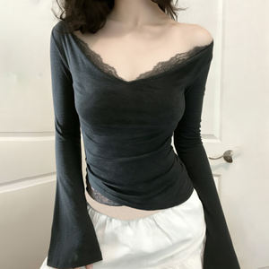 Sultry and <b>sexy</b> lace-spliced V-neck flare-sleeve <b>top</b> elegant and slim-fitting pure color versatile T-shirt - Product Image 1