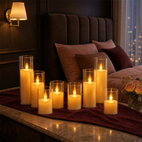 Bougies LED sans flamme en verre transparent pour une ambiance chaleureuse et douillette, parfaites pour la décoration intérieure, les soirées romantiques et les mariages.