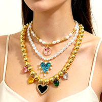 FM-LHN2243 Collier tendance avec pendentif émaillé de Noël, perles rouges, breloque sapin de Noël, vente en gros