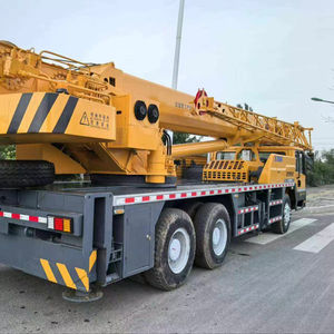 Grue mobile d'occasion XCM 25, 25 tonnes, hydraulique, hauteur de levage 48,3 m, avec pompe et roulement d'origine - Product Image 1