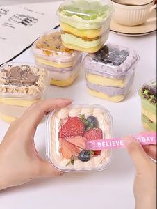 Boîte d'emballage carrée transparente jetable et écologique en PET pour gâteaux, pâtisseries, sushis, salades, aliments pour animaux – Taille et logo personnalisables - Product Image 6