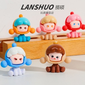 Lanshuo Muñeco 3D de Dibujos Animados Versión Q, Adorno de Coche de Resina Plástica, Colgante para Llavero, Accesorio de Joyería - Product Image 2