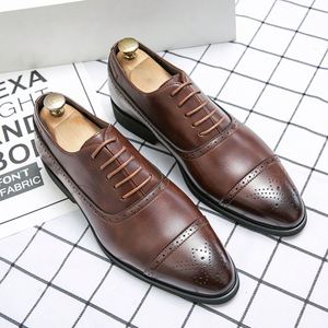 Chaussures habillées en cuir véritable pour hommes, style Oxford, à bout pointu, à lacets, couleur noire unie, pour le bureau, la carrière, toutes saisons - Product Image 4