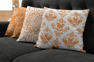Wholesale 40X40 Decorative Throw Pillow Case Home Decor <b>Cushion</b> Cover With Animal Character Prints for Hotel & Hospital Use - Product Image 4