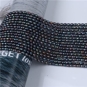 Натуральный жемчуг оптом 4-5 мм черный павлин рис пресноводный жемчуг пряди - Product Image 1
