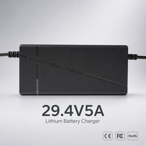 Chargeur de <span class=keywords><strong>batterie</strong></span> au lithium 24V5A 25.2V/29.2V/29.4V Li-ion LiFePO4 compatible avec les batteries solaires, les bateaux de pêche, les fauteuils roulants, les pulvérisateurs, les trottinettes électriques - Product Image 4