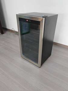 <span class=keywords><strong>Mini</strong></span>-réfrigérateur portable électrique sans givre 98L à faible bruit avec porte vitrée pour usage domestique et hôtelier - Product Image 3