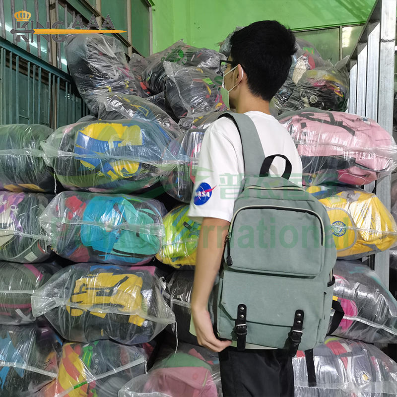 กระเป๋าสะพายแล็ปท็อป