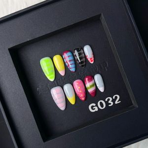 Haute qualité <span class=keywords><strong>été</strong></span> Style réutilisable presse-sur les ongles 3D modélisé papillon et motifs carrés en gros - Product Image 6