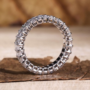 Anello Eternity in Oro Massiccio 14k/18k <span class=keywords><strong>con</strong></span> Diamante Creato in Laboratorio CVD HPHT Certificato IGI, Taglio Smeraldo 3*5mm - Product Image 2