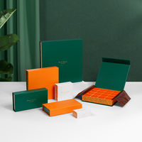 Boîte cadeau en papier de luxe avec logo personnalisé, recyclable, pour chocolat, avec séparateurs, finition mate, couvercle rabattable