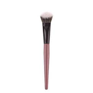 Pinceau à joues personnalisé, forme inclinée, fibres synthétiques, manche en bois, pour blush et contouring - Product Image 1
