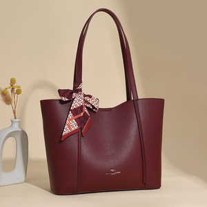 Bolsos cruzados de diseño de moda, bolsos de hombro de cuero PU de alta calidad, bolsos de mano casuales de lujo para mujer - Product Image 1