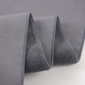 Toalla de lavado de autos Kim Ryan, de gamuza y coral, de doble cara, gruesa y altamente absorbente para la limpieza de vehículos - Product Image 2