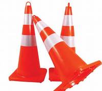Cône de signalisation routière Wesure 700 mm, orange, en PVC, avec bande réfléchissante, base en caoutchouc durable, produit d'avertissement routier
