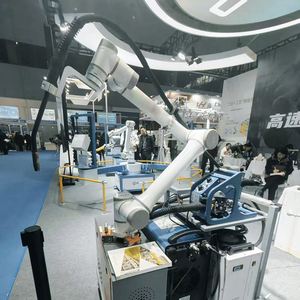 Bras robotique intelligent HWINT à 6 axes à longue portée pour le chargement, le déchargement et la préhension en station de travail CNC - Product Image 1
