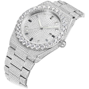 Fabricant <span class=keywords><strong>de</strong></span> montres OEM VVS Moissanite, montres mécaniques <span class=keywords><strong>de</strong></span> luxe en acier inoxydable, style hip-hop, serties <span class=keywords><strong>de</strong></span> pierres, pour hommes - Product Image 2