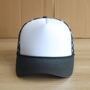 Casquette de baseball tendance pour femme avec visière en maille scintillante, ornée de paillettes, style décontracté, idéale pour l'été, ajustable et personnalisable - Product Image 5
